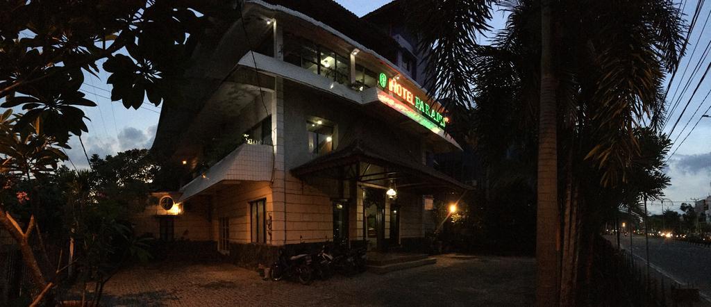 Le Paradis Hotel Palembang Esterno foto